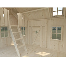 Vue intérieure d'une cabane en bois avec échelle, fenêtres et porte