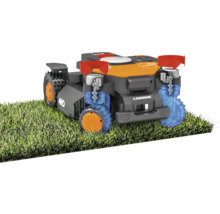 Robot tondeuse Landroid sur l'herbe