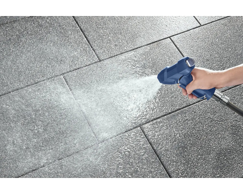 Nettoyage de dalles de terrasse avec un nettoyeur haute pression