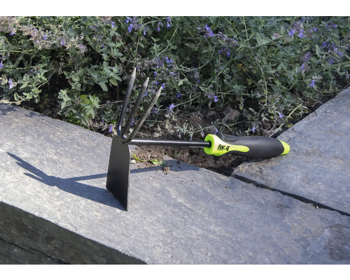 Gartenhacke mit dreizinkiger Kralle und Griff