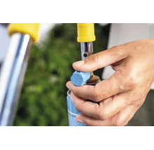Main actionnant la vanne de regulation d une cartouche de gaz pour un desherbeur thermique