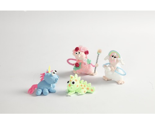 Figurines décoratives en pâte à modeler : licorne, dinosaure et moutons