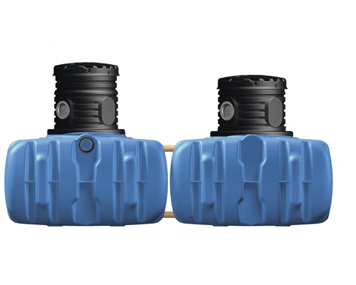 Deux citernes bleues avec couvercle noir