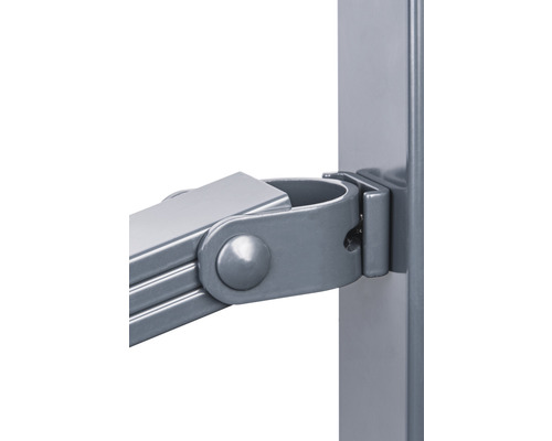 Gros plan d''un bras de support avec fixation