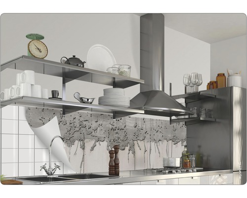 Scène de cuisine avec étagères, évier, hotte et décoration murale