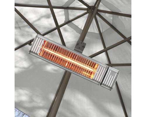 Radiateur infrarouge monté sous un parasol.