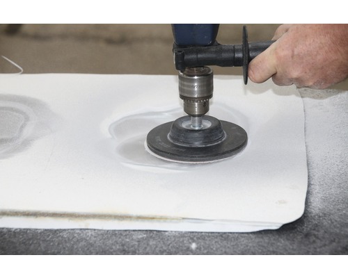 Schleifen einer Oberfläche mit einer Schleifmaschine