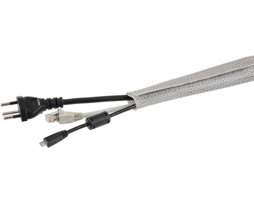 Goulotte de câbles avec câbles d''alimentation, réseau et USB