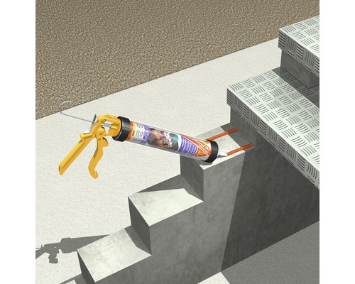 Pistolet à cartouche avec colle de montage sur un escalier