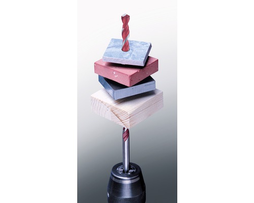 Perceuse perçant le bois, le métal, la pierre et le carrelage