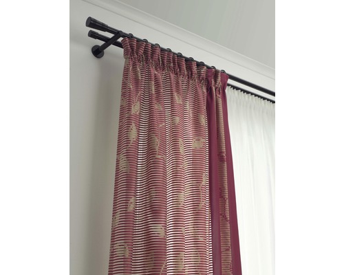 Gardinenstange mit Vorhang