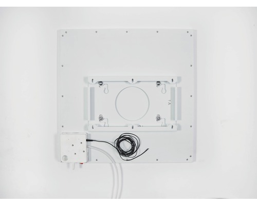 Vue arrière d''un panneau blanc avec dispositif de montage