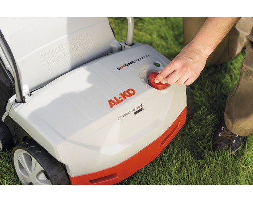 Gros plan sur un scarificateur avec réglage de la profondeur et logo Al-Ko.