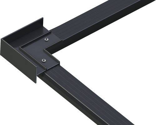 Eckverbindung für ein Metallprofil, verbunden mit Schrauben