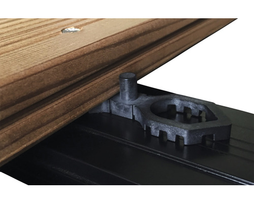 Lame de terrasse et clip pour fixation de terrasse