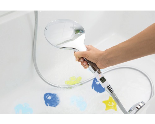 Douchette avec affichage de la température dans la salle de bain