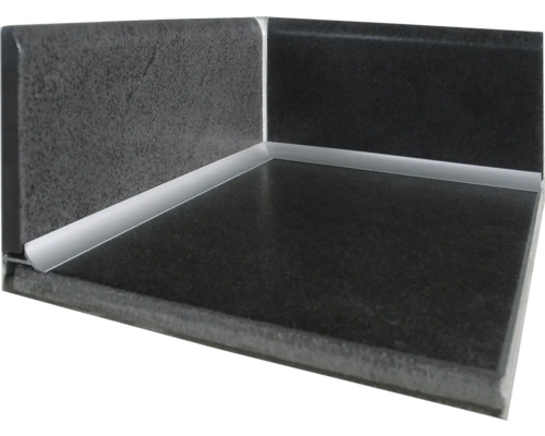 Coin d''un plan de travail avec profilé de protection des bords