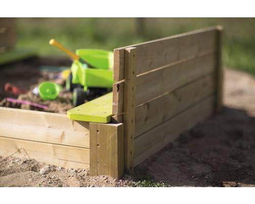 Bac à sable en bois avec assise et jouets