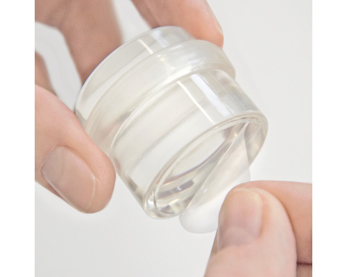 Distributeur transparent avec crème