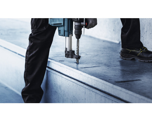 Perçage du béton avec une perceuse Bosch