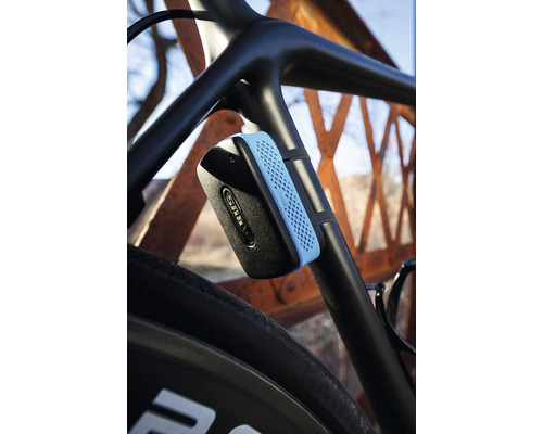 Fahrradschloss am Fahrradrahmen befestigt