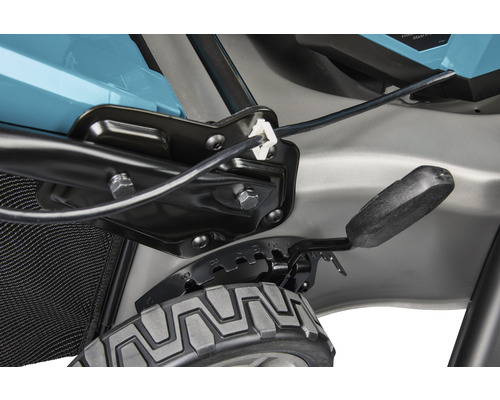 Vue détaillée d''une tondeuse à gazon avec réglage de la hauteur