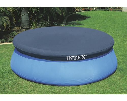 Blauer Pool mit Abdeckung der Marke Intex