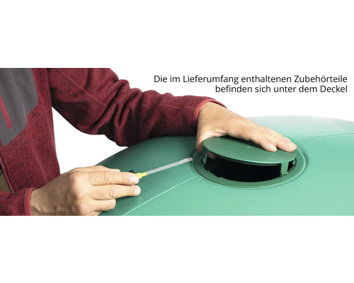 Zubehör unter dem Deckel einer Regentonne