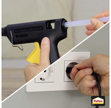 "Pistolet à colle chaude en cours d'utilisation et branchement du cordon d'alimentation dans la prise 