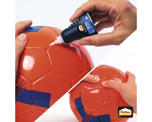 Auf dem Bild wird ein Fussball mit Klebstoff repariert.