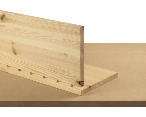 Tablette d''étagère en bois avec assemblage à tenons