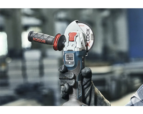 Akkubetriebener Winkelschleifer mit X-Lock-System und Zusatzhandgriff