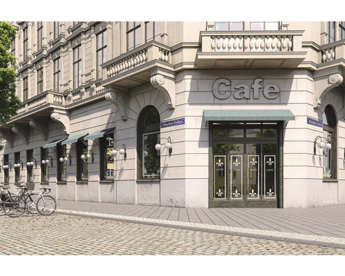 Aussenansicht eines Cafés in einem Gebäude im klassischen Stil mit Fahrrädern