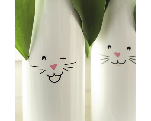 Dekorative Vasen mit Hasenmotiv