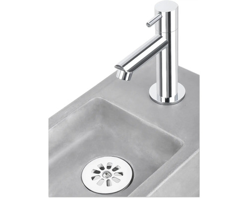 Waschbecken mit Armatur und Abfluss