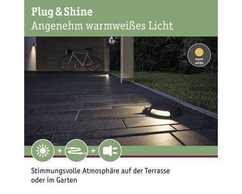 Aussenbereich mit eingelassenen Bodenleuchten für Garten und Terrasse