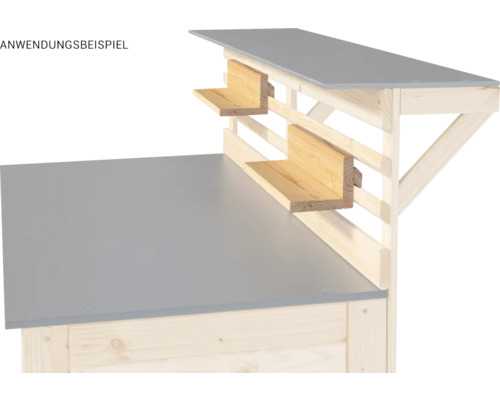 Anwendungsbeispiel einer Holzwerkbank mit Ablageflächen