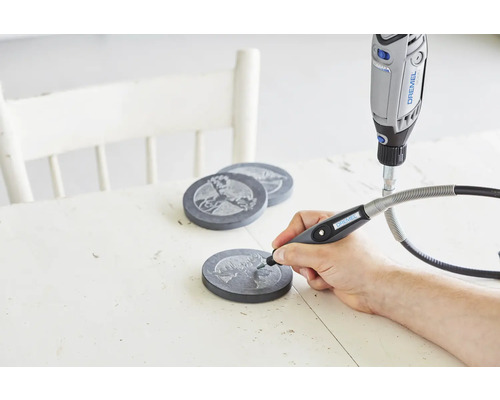Outil multifonction Dremel avec arbre flexible pour la gravure de dessous de verre