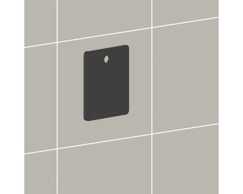 Plaque de recouvrement pour tuyaux de chauffage