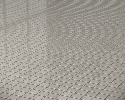 Boden mit quadratischen Fliesen