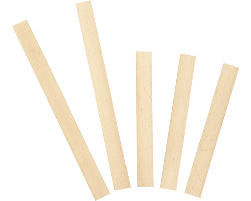 Fünf Holzleisten für Bauprojekte