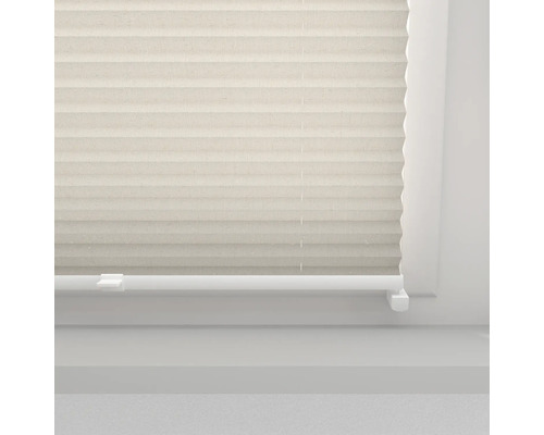 Detailansicht eines Plissees am Fenster