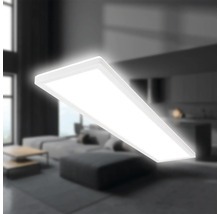 Rechteckige LED-Deckenleuchte im Wohnzimmer