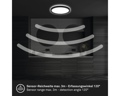 Deckenleuchte mit Bewegungssensor in einem Badezimmer