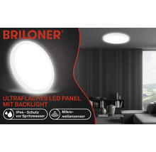 Briloner LED Panel Deckenleuchte mit Mikrowellensensor und Spritzwasserschutz IP44 in einem Wohnraum