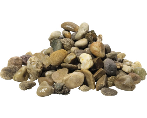 Haufen von Flusskieselsteinen für den Garten- und Landschaftsbau