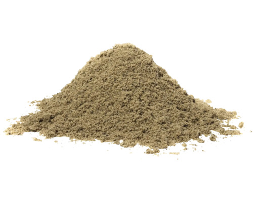 Sandhaufen für Bauprojekte und Gartenarbeiten