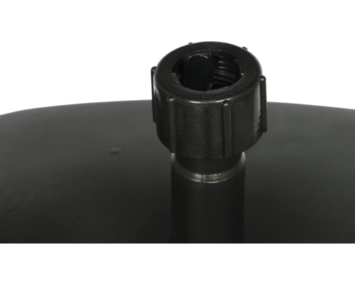 Detailaufnahme einer Gerätehalterung mit Gewinde