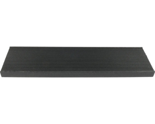 Treppenstufe aus Gummi mit Rillenprofil