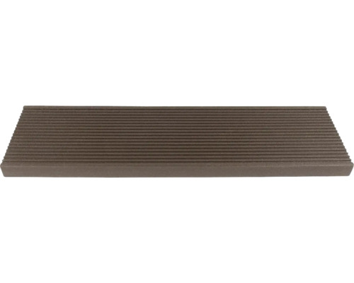 Terrassendiele aus Holz mit gerillter Oberfläche